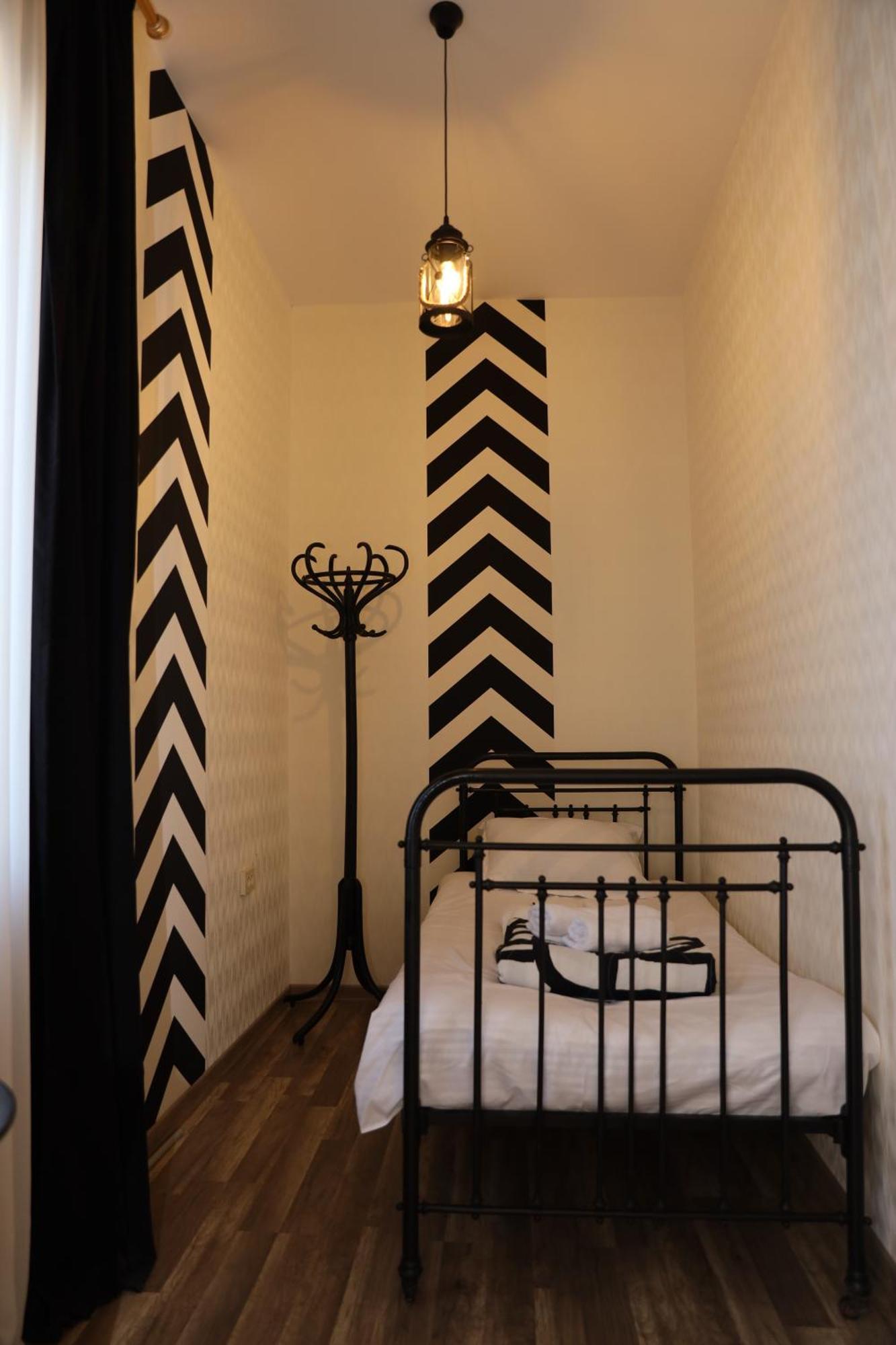 Feel House Hotel T'erjola Екстериор снимка